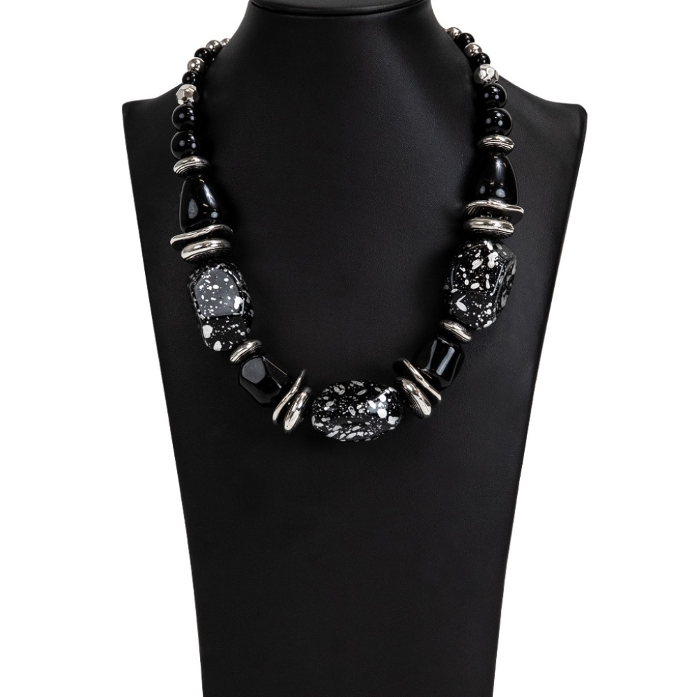 In Good Glazes - Black